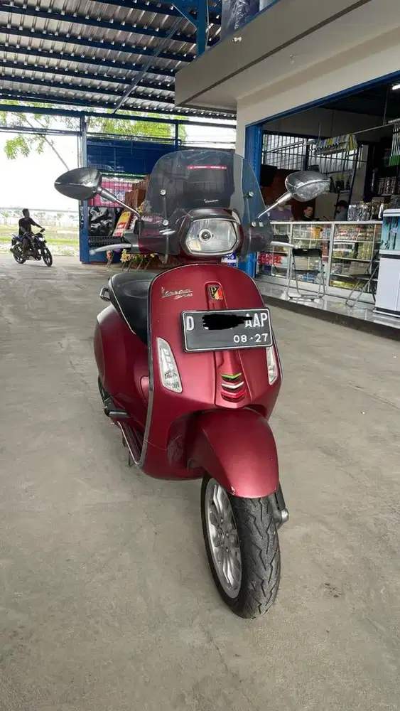 VESPA SPRINT I-GET 2016 ISTIMEWA