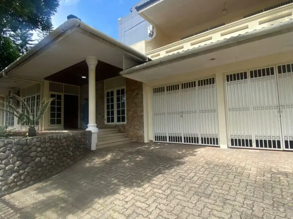 Disewa Rumah Cocok Kantor or Rumah Tinggal Di Buncit Area Di Komplek Dekat ke Kemang Timur