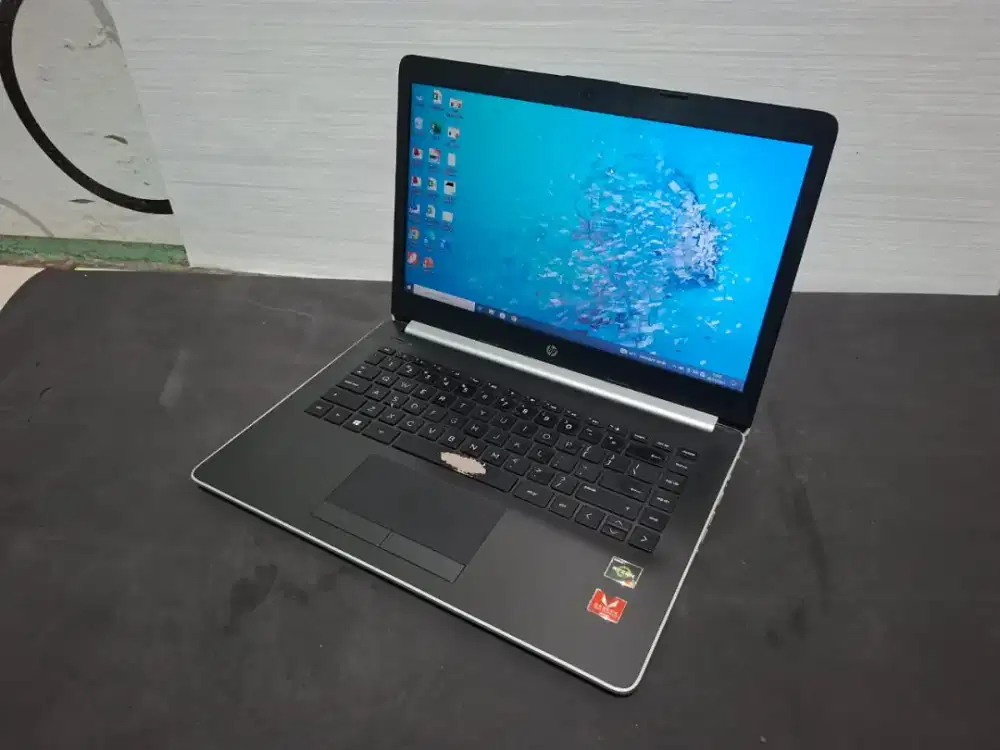 LAPTOP HP 14-CM0XXX PROCESSOR AMD RYZEN 5 2500U RAM 4GB SSD 128GB