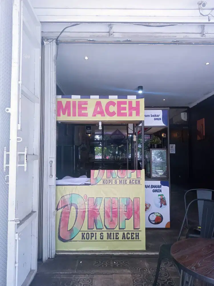 Koki mie Aceh dijakarta timur