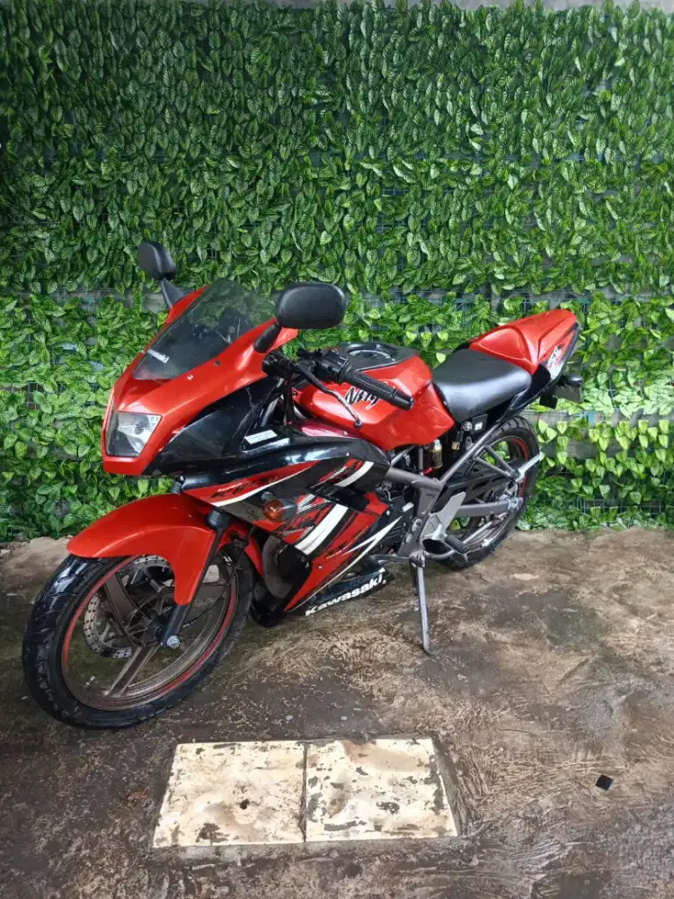 JUAL KAWASAKI NINJA RR 150 2014 km 8 rb