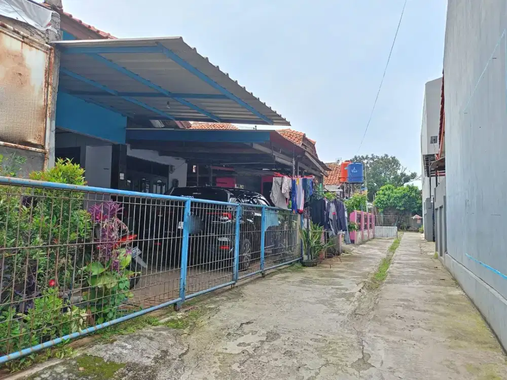 Rumah hitung tanah di Pinggir Jl Utama KSU, Tirtajaya Depok