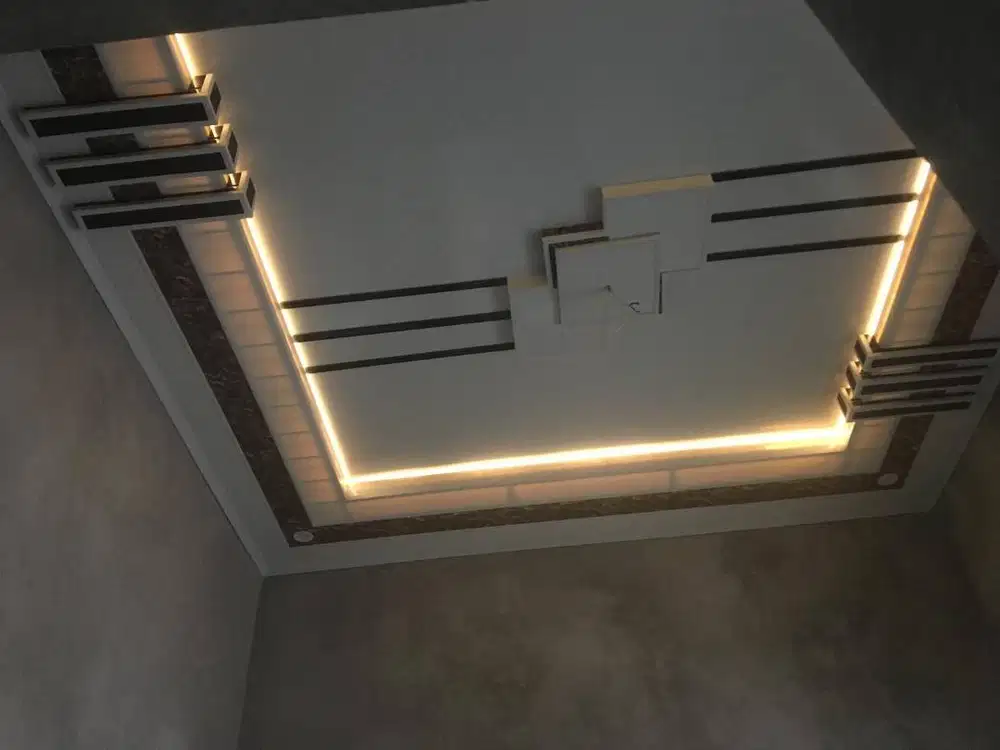 Jasa Tukang Pasang Plafon Partisi Wall Moulding Sekat PVC GRC Gypsum