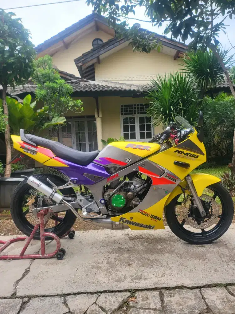 Kawasaki ninja R 2010 up Ssr Pajak Panjang
