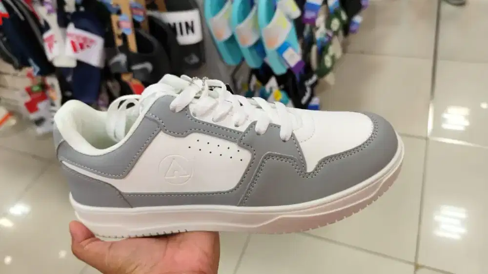 Di butuhkan ART jaga anak