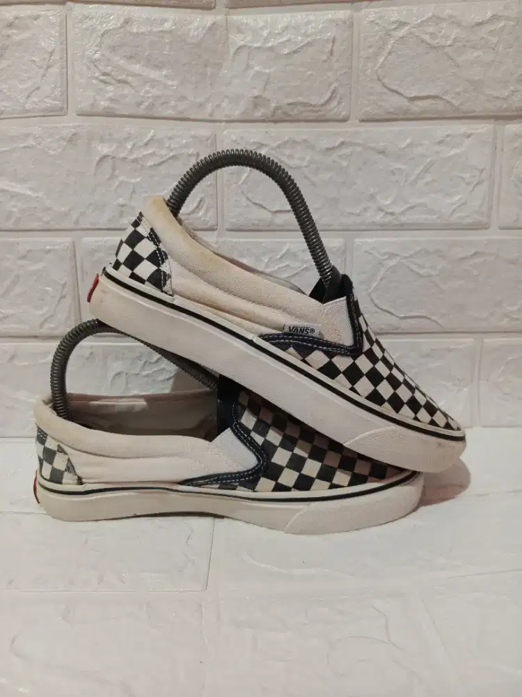 Vans Checkerboard slip on Black White