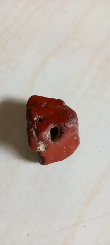 RED JASPER HOLLOW [COMBONG]