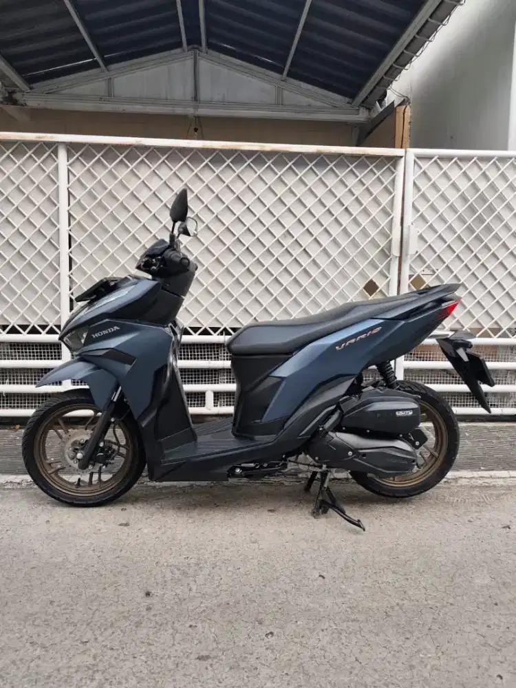 Honda vario 125 new keyless 2024 b dki km low