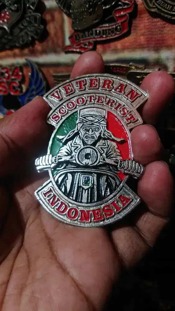 Pin Cor Custom / Merchandise