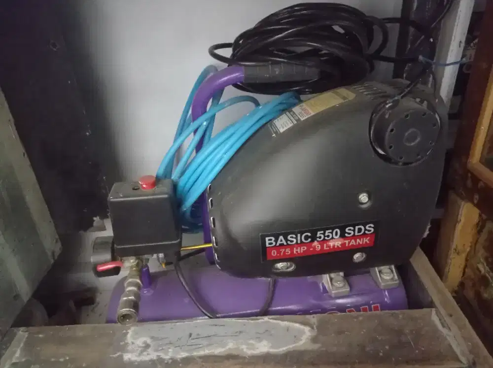 Kompresor Angin Basic 550 SDS 9 liter