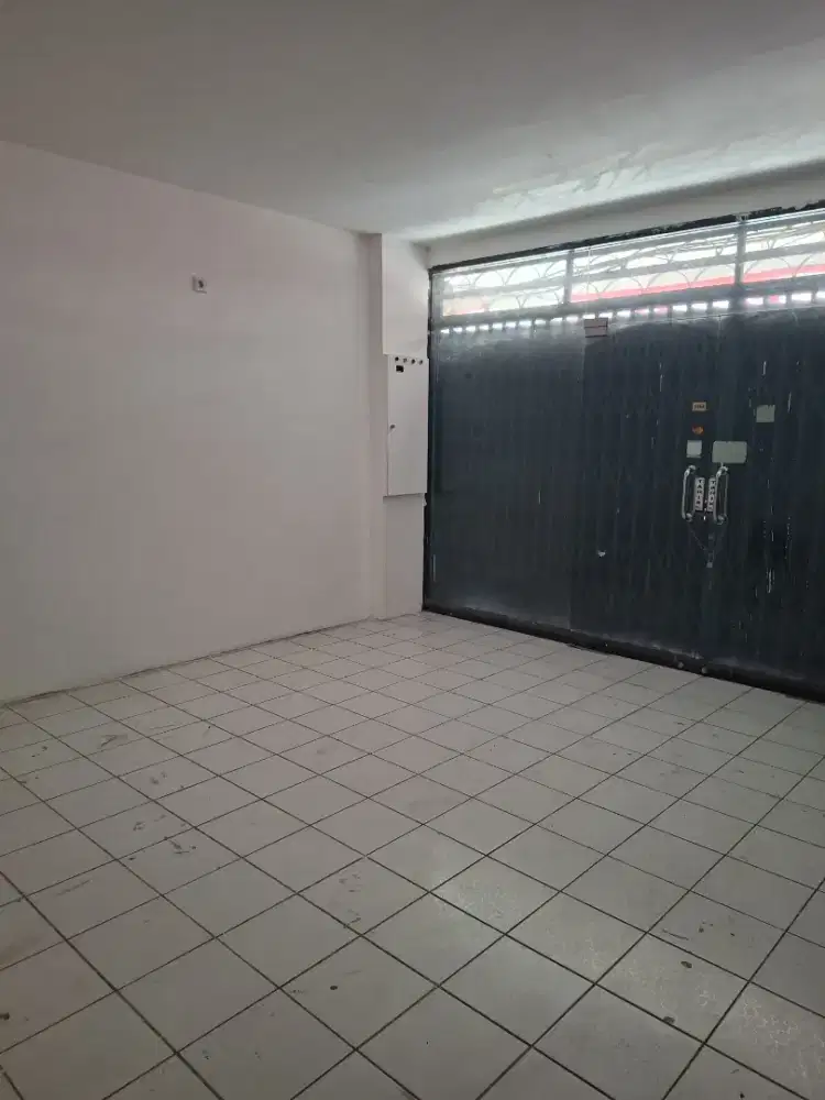 Dijual cepqt rumah kost2an 16 kamar, tengah kota Malang