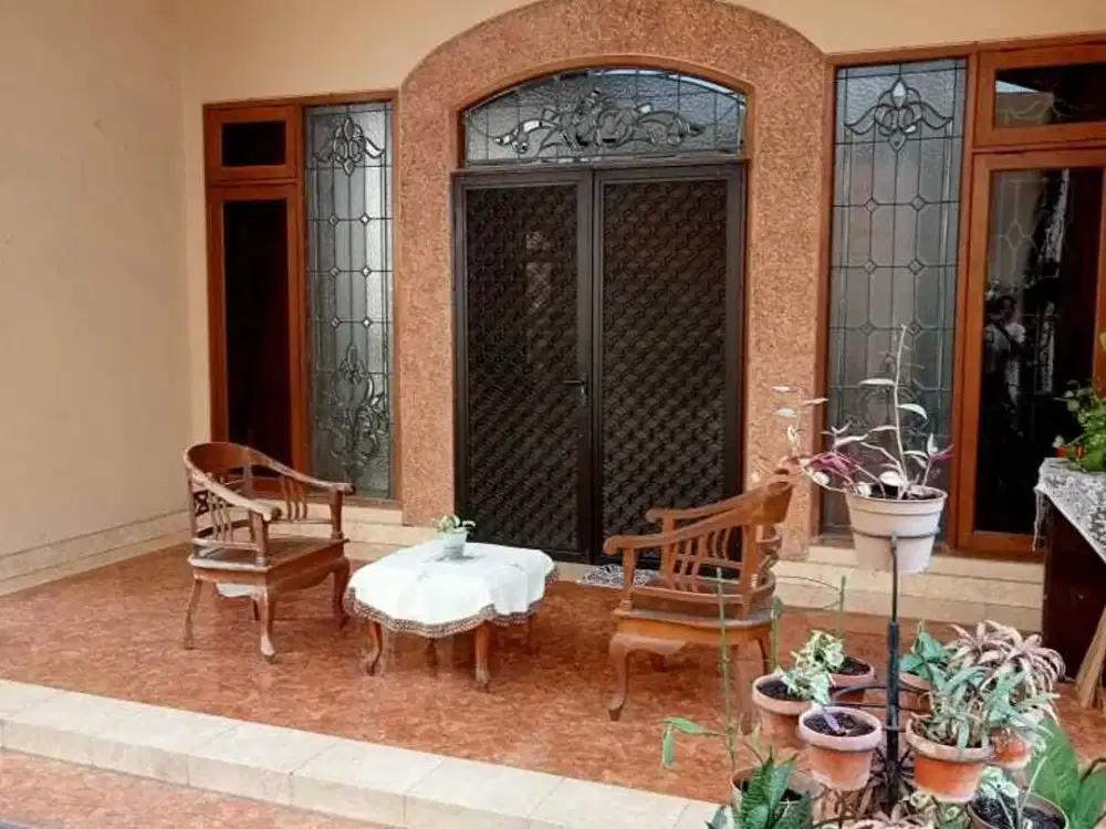 JUAL RUMAH GAYUNGSARI BARAT SHM IMB LENGKAP ROW JALAN 3 MOBIL LUAS