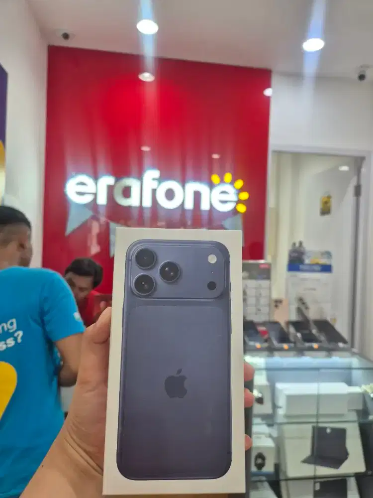 Ready iPhone 17 Pro Max 256 Deep Blue, Garansi iBox Resmi ,Erafone