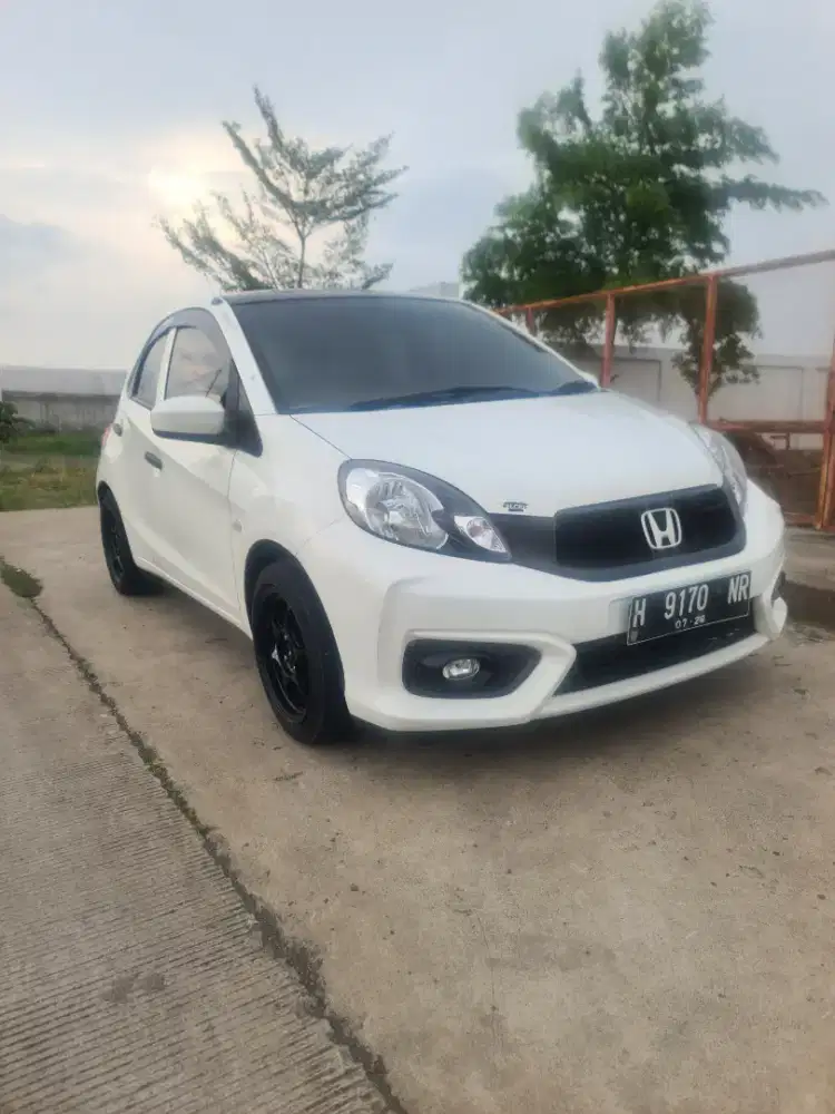 Honda brio E 2018..manual