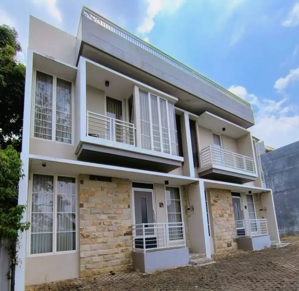 Dijual 2 Villa 3lt Full Furnish dan 1 bidang tanah di Kota Batu