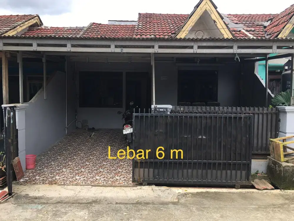 Rumah Dekat Stasiun Cilebut