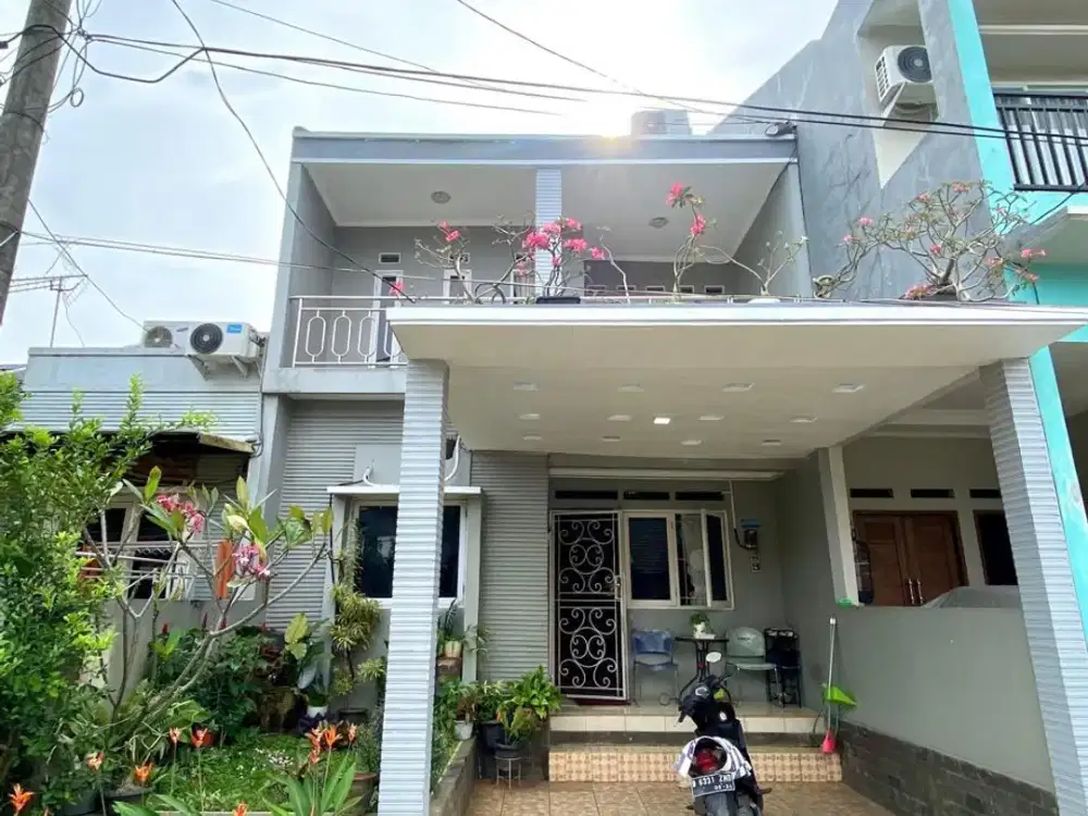 Dijual Rumah Minimalis Dua Lantai Di Selatan Jakarta