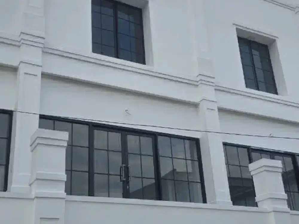 Disewakan Ruko Brand New Di Lokasi Strategis Di Jakarta Selatan