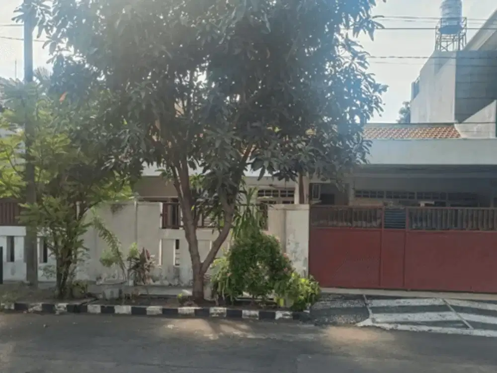 RUNGKUT ASRI JL. KEMBAR BISA UTK TEMPAT LES ATAU PRAKTEK Dokter
