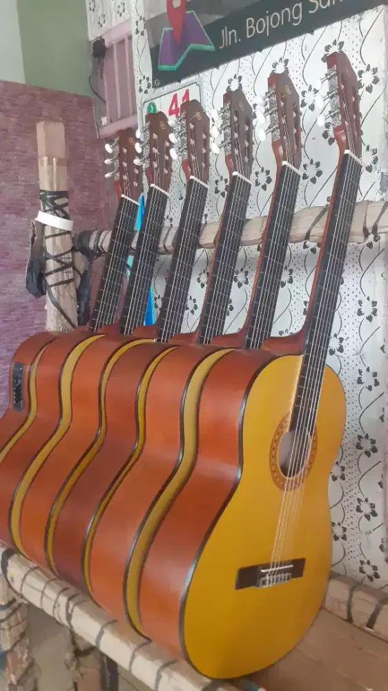 GITAR AKUSTIK SENAR NILON