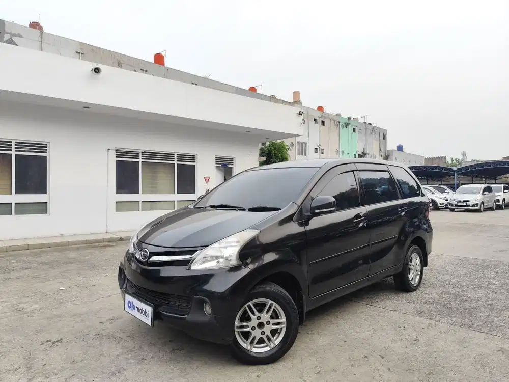 Pajak Panjang - Daihatsu Xenia 1.3 R Deluxe Bensin-AT 2012