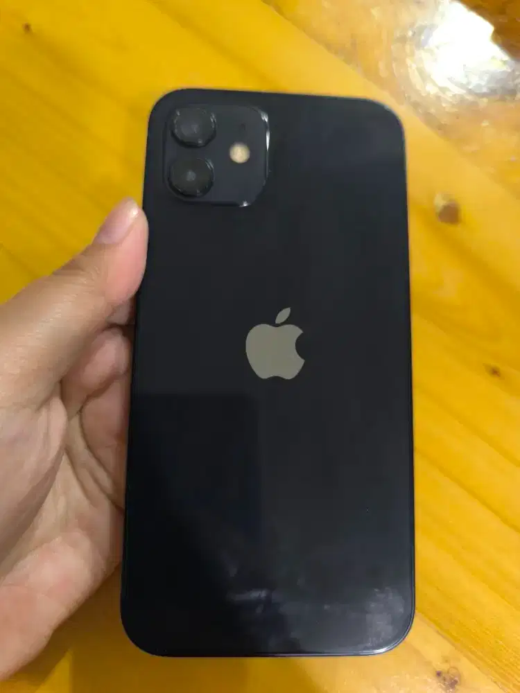 Iphone 12 64Gb Second Lecet pemakaian aja