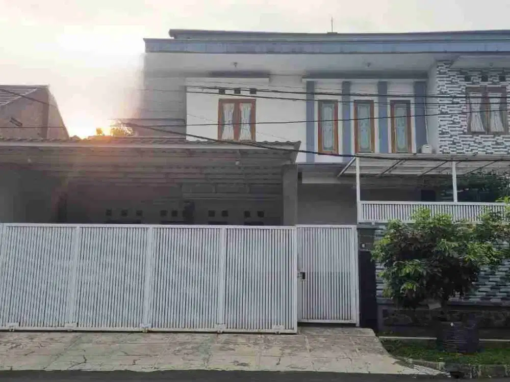 RUMAH 2 LANTAI SIAP HUNI DI BOGOR UTARA LOKASI STRATEGIS