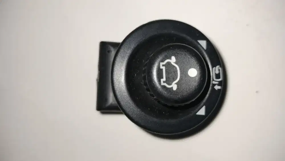 saklar mirror fiesta copotan