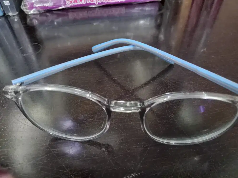Kacamata min lensa 1 & 1.75 lensa blueray