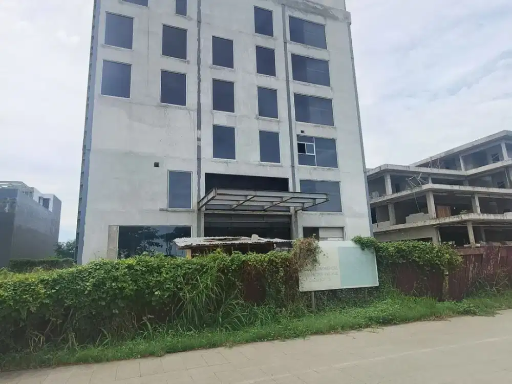 Kavling Komersial Manhattan Avenue PIK 2 1690m2 Hadap Jalan Raya