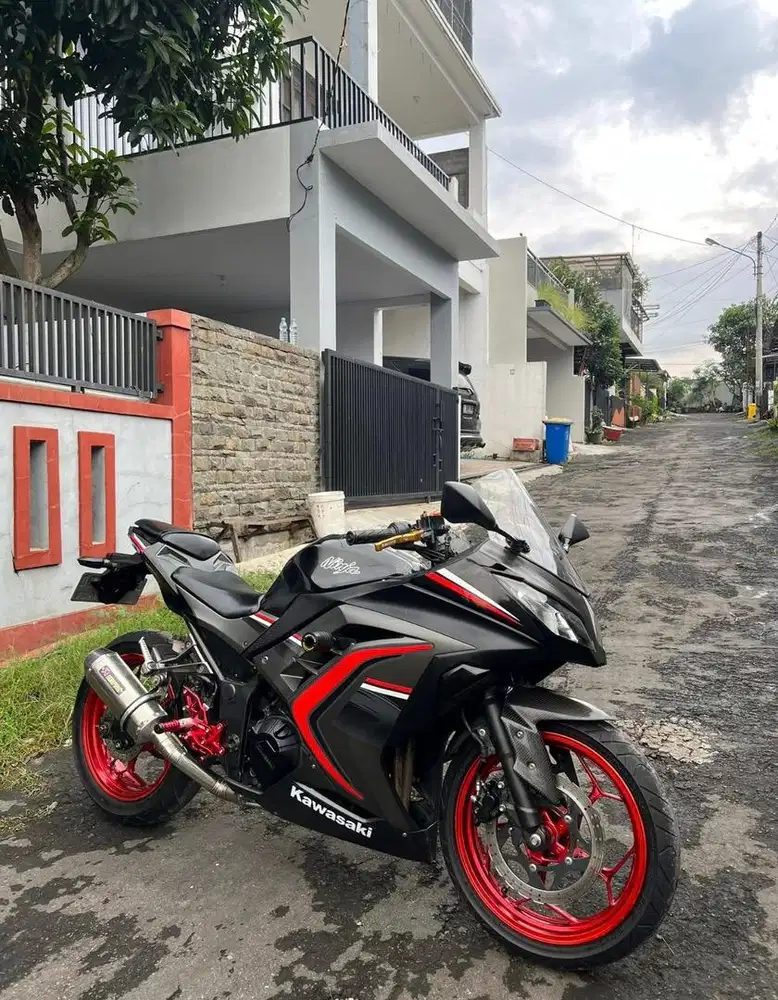BU ninja 250 2017 full modif hitam Bandung