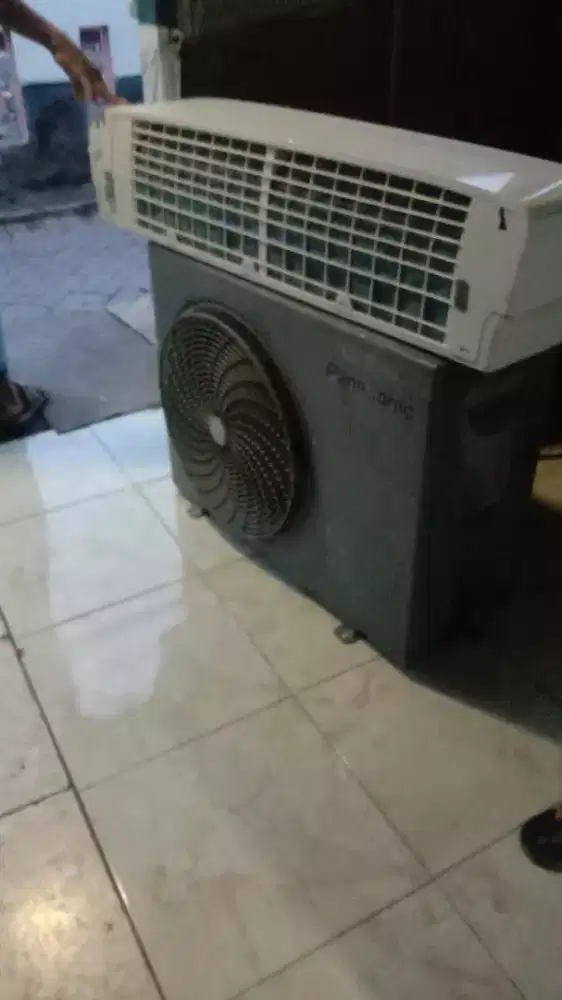 Menerima jual beli ac bekas borong atau satuan