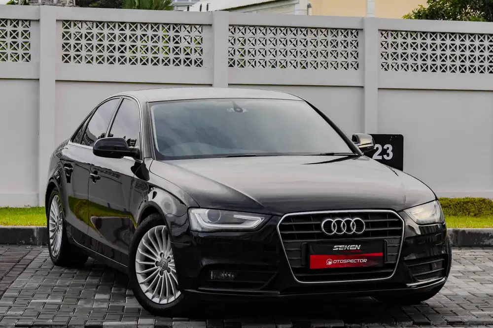 Audi A4 1.8T 1.8 T Bensin AT Matic 2012 Hitam Metalik