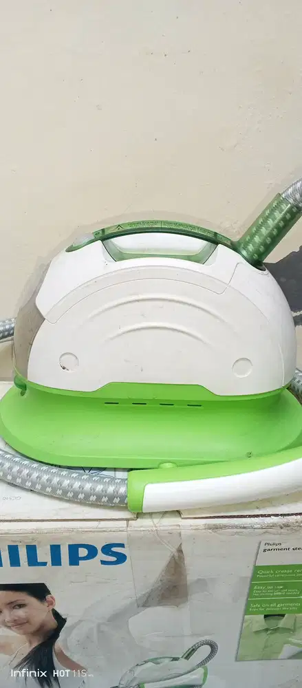 Setrika uap (steamer) merk Phillips