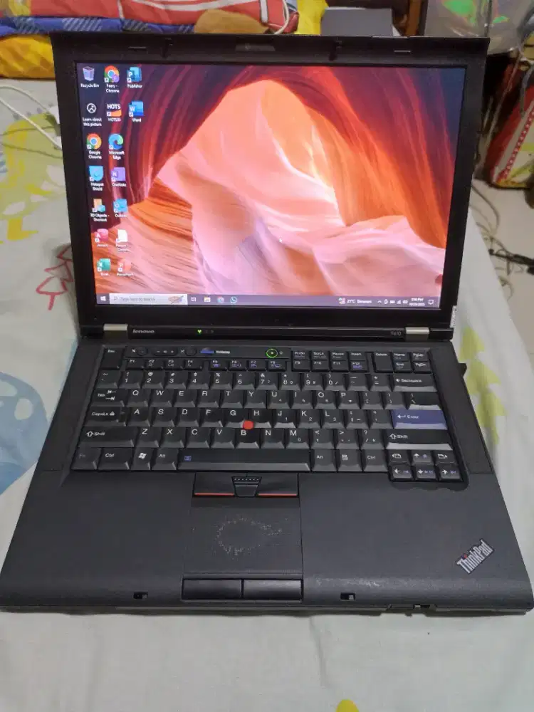 Laptop murah meriah ThinkPad Lenovo T410 VGA onboard 4cpu