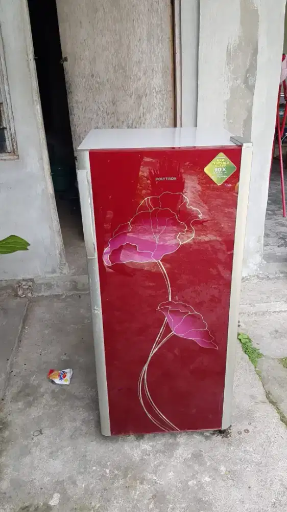 Kulkas 1 pintu sharp dan LG