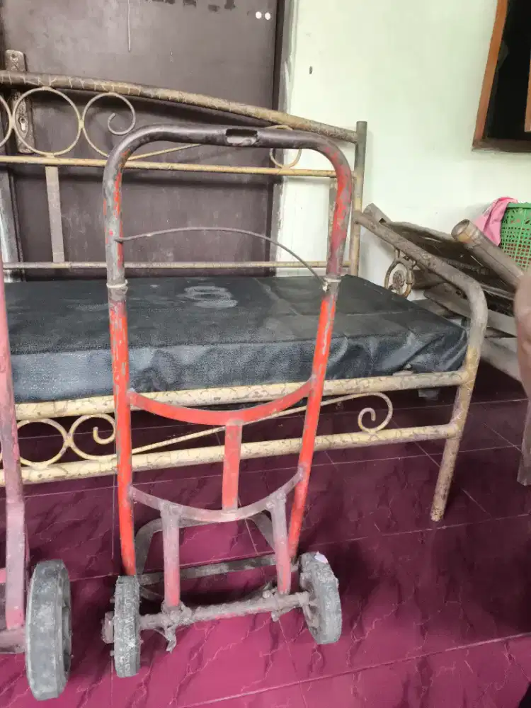 Dorongan gas atau aqua