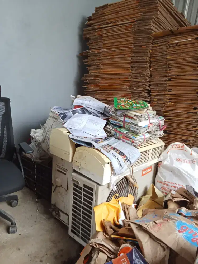 Monggo yg mau jual barang bekas kami siap trima apa saja