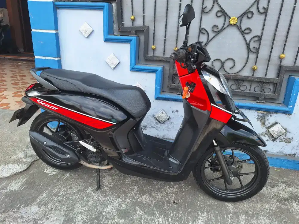 Dicari untuk dibeli genio plat ab semua tahun