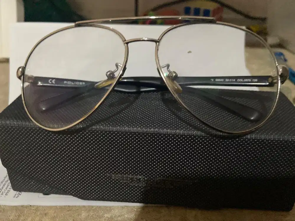 police kacamata