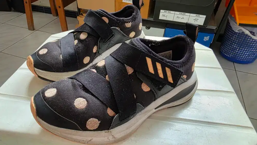 Dijual Sepatu Anak Cewek