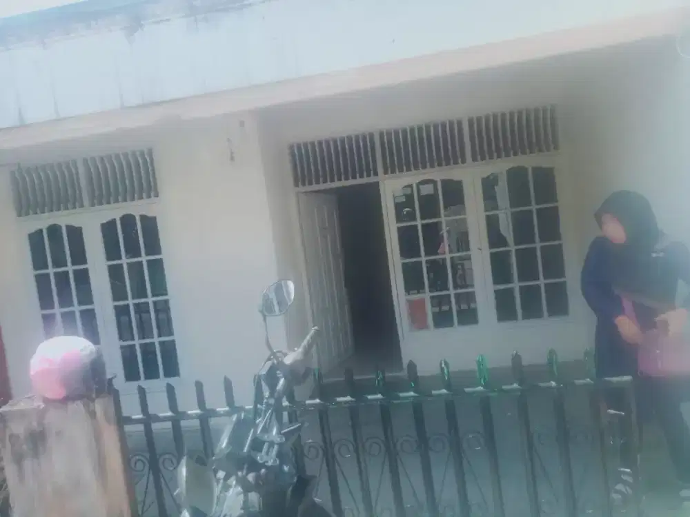 Dijual cepat rumah 2 KT, 1 KM, full keramik lokasi strategis