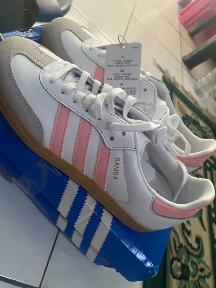 Sepatu Adidas samba uk 40