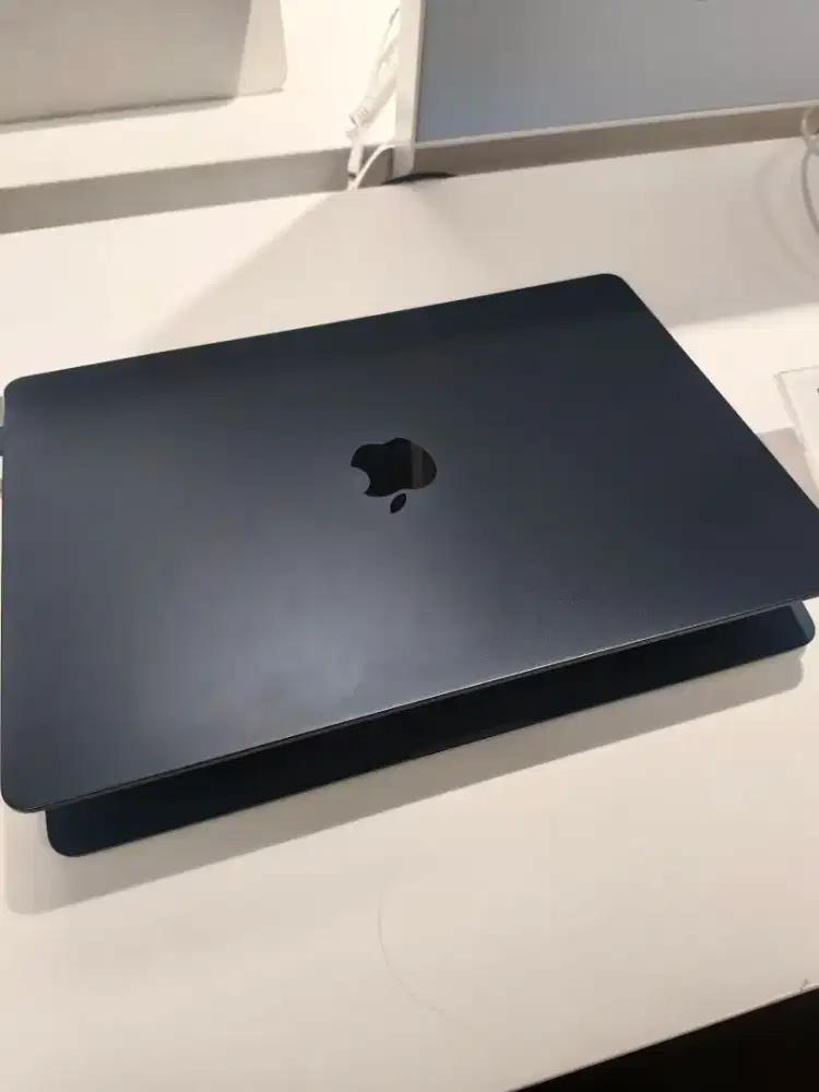 Kredit Laptop macbook air 15 inch proses cepat dan mudah