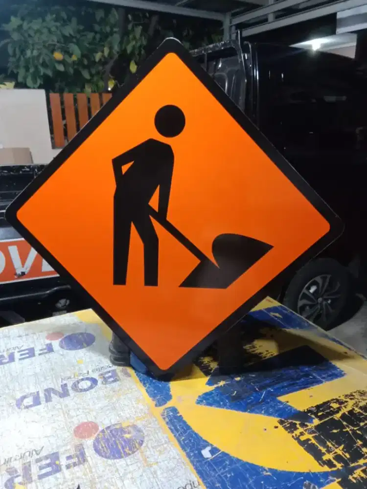 Rambu Proyek Bahan ACP/Plat