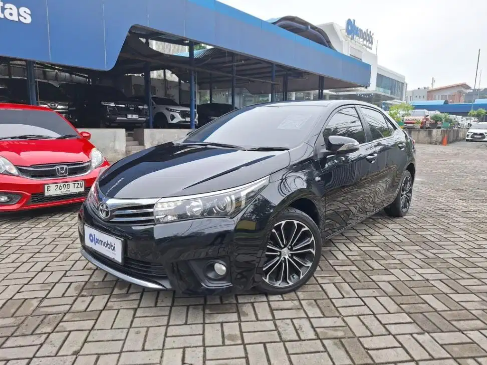 LOW DP Toyota Corolla Altis 1.8 V Bensin-AT 2014 TBK