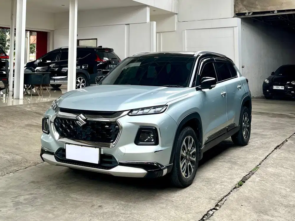 Suzuki Grand Vitara Hybrid Matic / AT 2023 Silver
