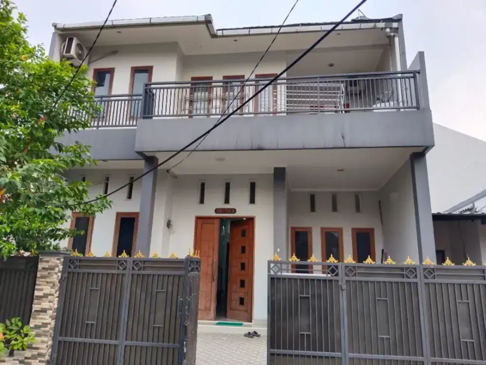 Rumah cantik dijual cepat  di komplek Bintaro sektor 3