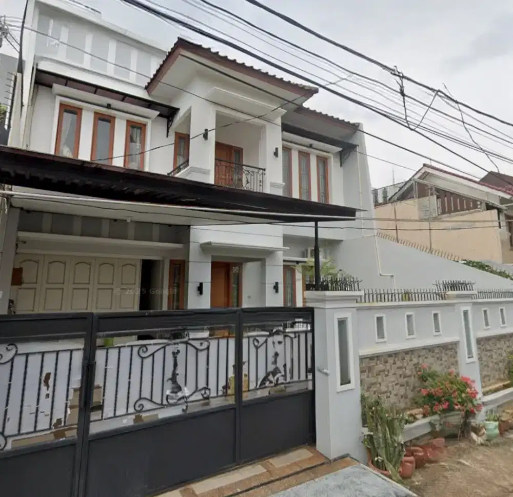 RUMAH GRESS & MEWAH DI KOMPLEK DUREN SAWIT