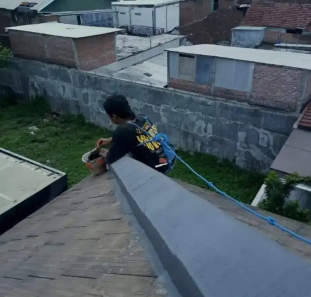 TUKANG BANGUNAN, PERBAIKAN ATAP BOCOR DAN RENOVASI